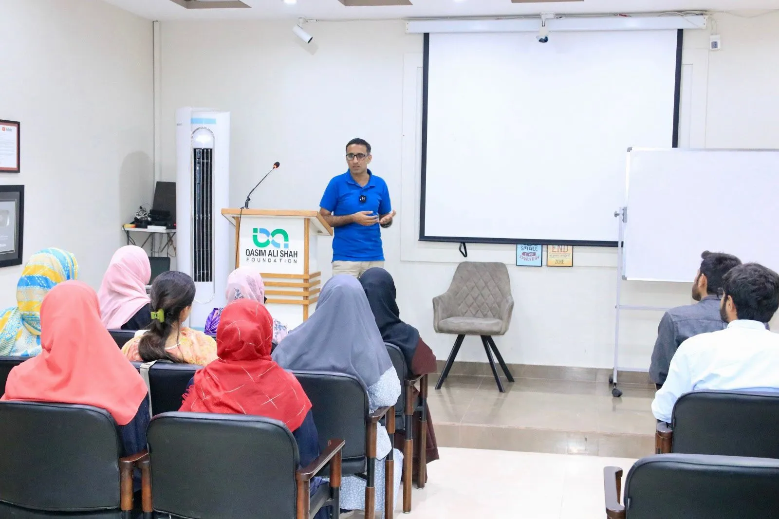 Behind the Scenes with Muhammad Abid Ayub: A Day in the Life of a Digital Marketer